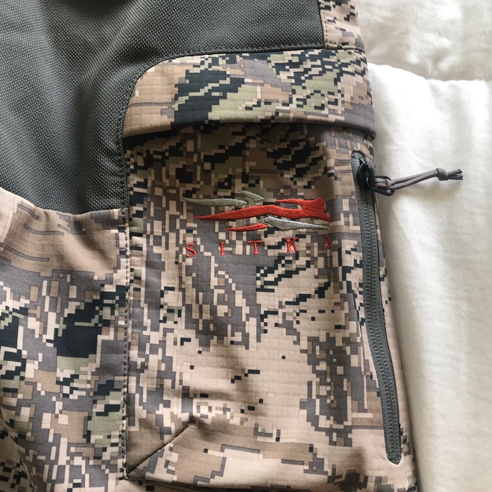 YOUTH men’s large Sitka pants
